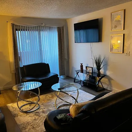 Entire Apartment 1Br & 1Ba